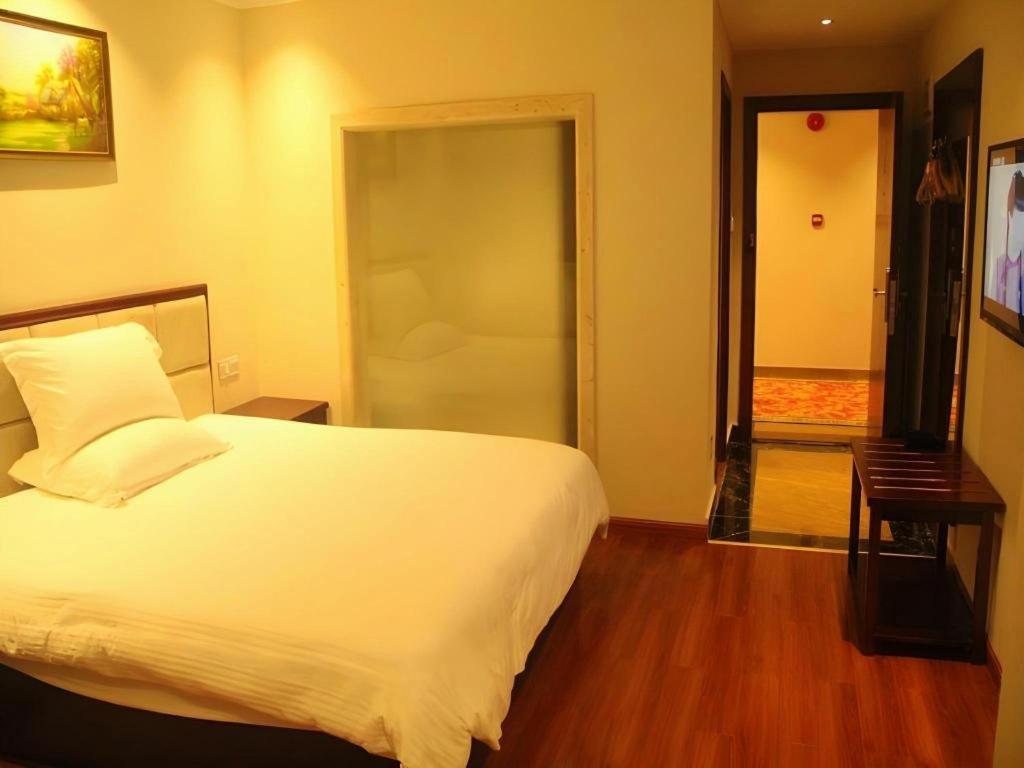 Greentree Inn Guangzhou Panyu Chimelong Paradise Business Hotel Eksteriør bilde